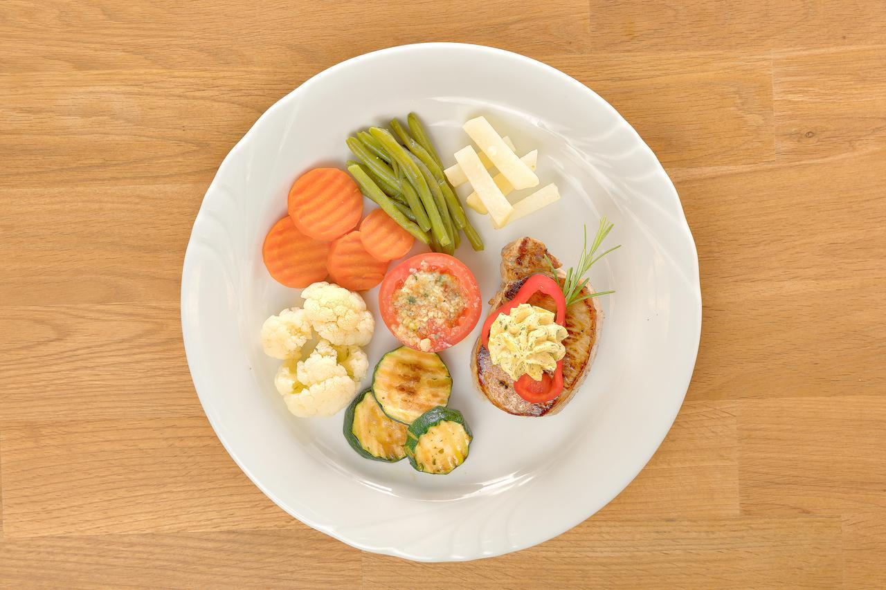 Hotel Restaurant Moeve Faulensee Zewnętrze zdjęcie