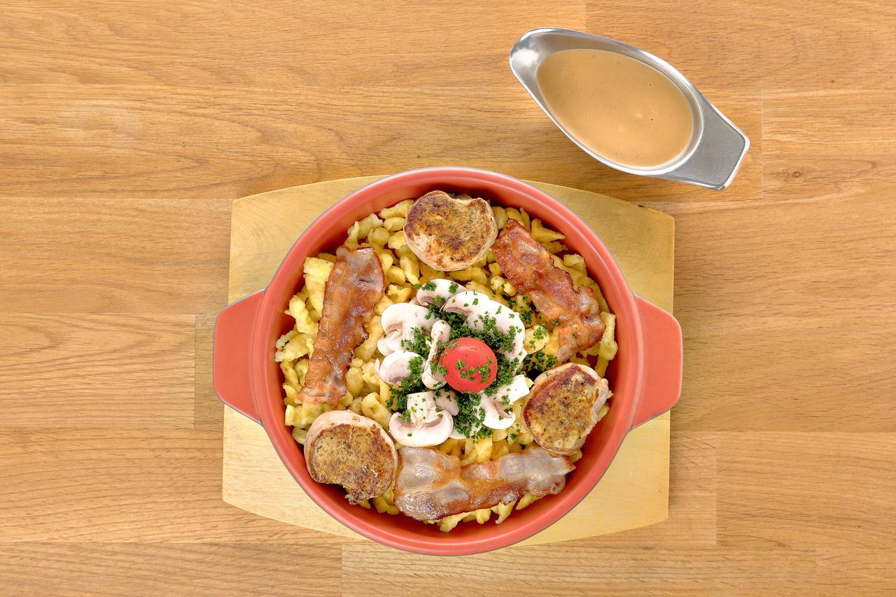 Hotel Restaurant Moeve Faulensee Zewnętrze zdjęcie